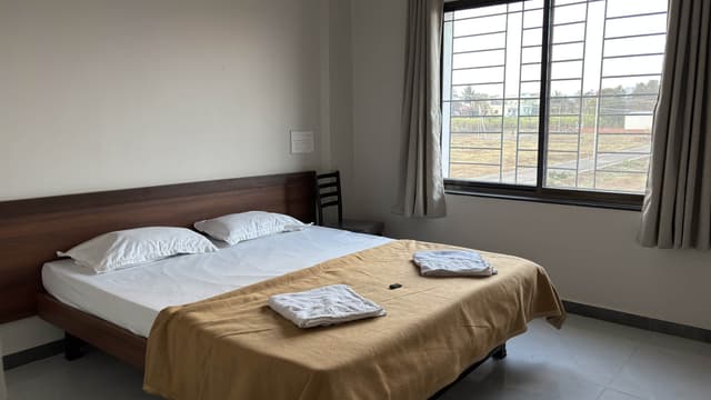 Hotel Gokul — AC double room